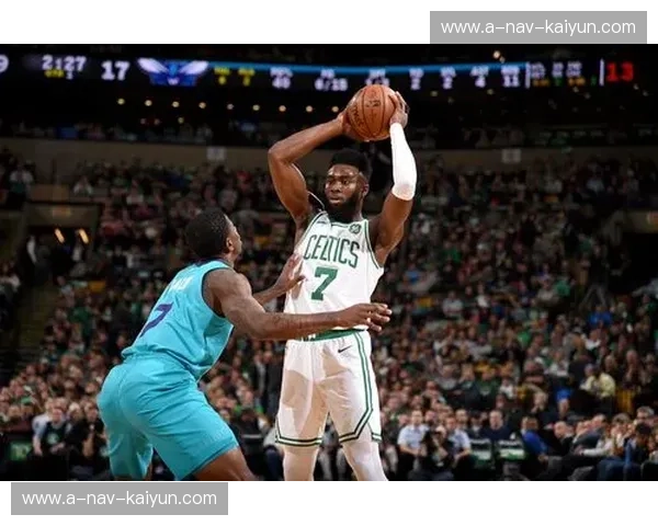 黄蜂vs凯尔特人：一场未知的命运对决，谁能在这季后赛的洪流中抓住救命稻草？